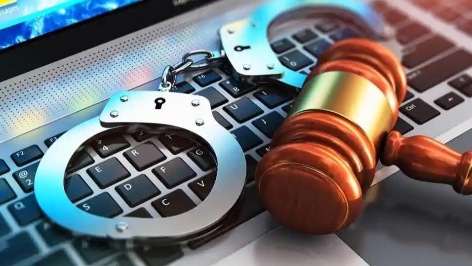 Hackers, Rs 17 lakh in 200 exchanges, Fraud with Farmer, 200 exchanges, Uttarakhand Farmer,  cyber cell, ATM card, OTP