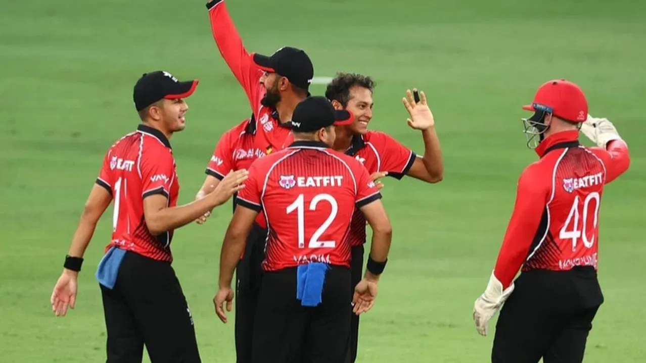 क्रिकेट,  आयुष,  मुस्तफिजुर,  निजाकत,  हॉन्ग कॉन्ग,  विकेट,  सेलिब्रेशन,  रिव्यू,  कैच,  मैच