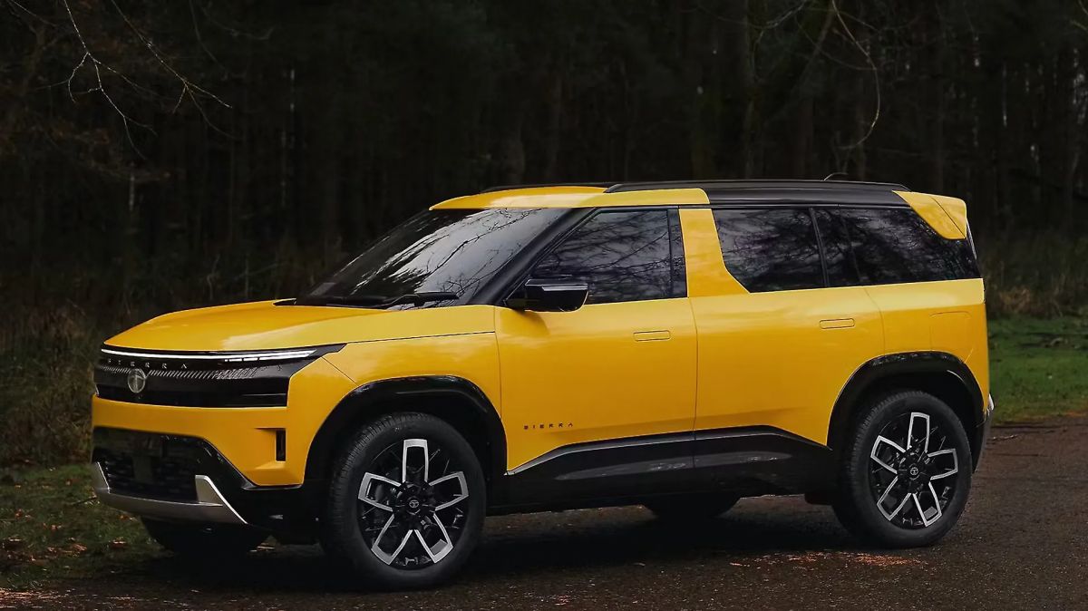 टाटा सिएरा एसयूवी लॉन्च,  25 नवंबर 2025, सिएरा एसयूवी,  टाटा एसयूवी, टा सिएरा 2025 के क्लासिक अल्पाइन विंडो डिजाइन की विशेषताएं,  फ्लश डोर हैंडल्स के साथ टाटा सिएरा के प्रीमियम एक्सटीरियर का मॉडर्न लुक,  2025 टाटा सिएरा एसयूवी का डिज़ाइन और टफ स्टाइल का मिश्रण, टाटा मोटर्स की नई सिएरा में डिजाइन अपडेट्स और फीचर्स, एसयूवी सेगमेंट में टाटा सिएरा 2025 का मार्केट री-एंट्री इम्पैक्ट