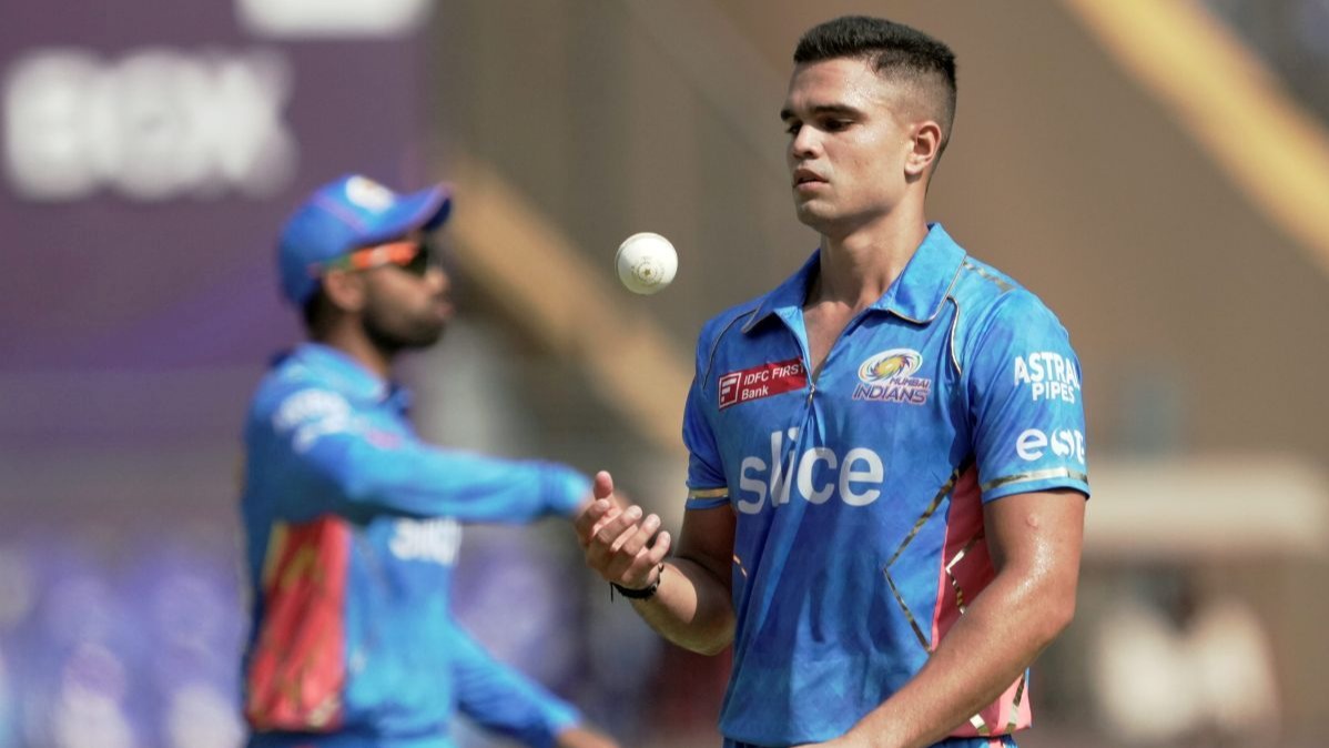 अर्जुन तेंदुलकर खराब प्रदर्शन,  अर्जुन तेंदुलकर पुरानी टीम के खिलाफ,  अर्जुन तेंदुलकर गेंदबाजी विश्लेषण,  अर्जुन तेंदुलकर बल्लेबाजी फ्लॉप,  घरेलू क्रिकेट समाचार हिंदी,  अर्जुन तेंदुलकर मैच रिपोर्ट,  युवा क्रिकेटर संघर्ष,  भारतीय क्रिकेट अपडेट