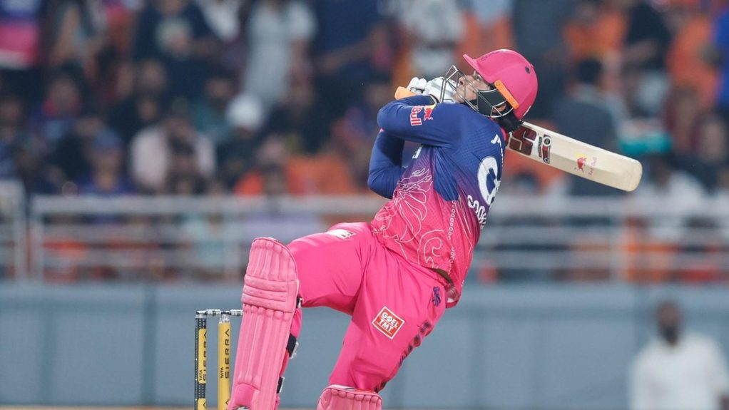 वैभव सूर्यवंशी रिकॉर्ड आईपीएल,  क्रिस गेल सबसे ज्यादा छक्के रिकॉर्ड,  IPL 2026 latest news hindi,  वैभव सूर्यवंशी बल्लेबाजी,  आईपीएल में सबसे ज्यादा सिक्स,  क्रिकेट समाचार हिंदी आईपीएल, Vaibhav Suryavanshi sixes record, Chris Gayle IPL record broken